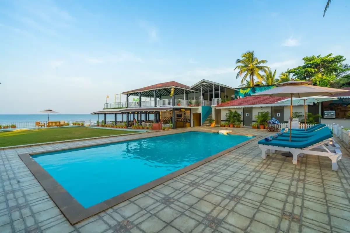 La Cabana Beach Resort โ second view